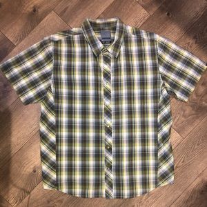 Men’s PrAna Button Down Short Sleeve Shirt - Large